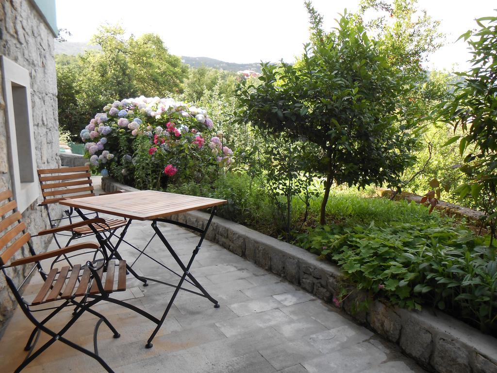 Tranquity Studio Apartment Ika Lovran Exterior foto